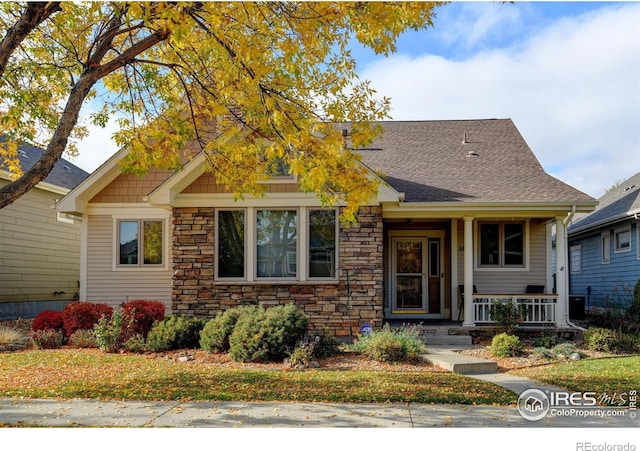 view of front of home featuring a porch