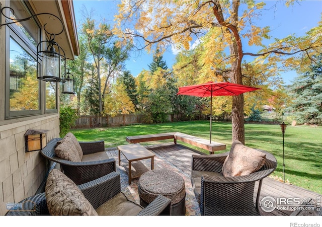 view of patio featuring outdoor lounge area