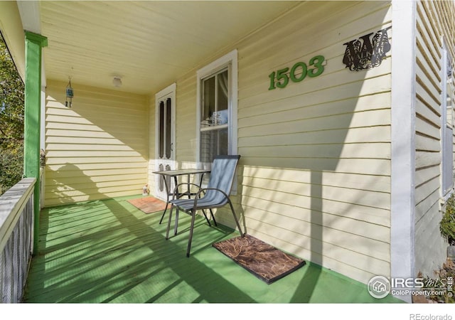 balcony with a porch