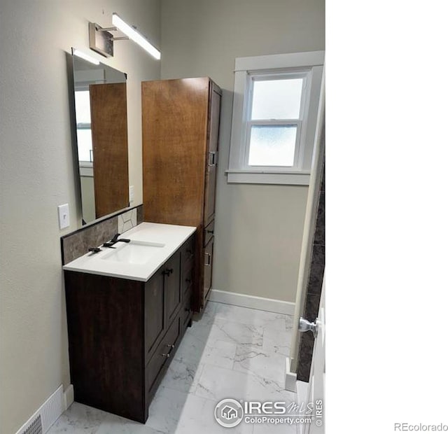 bathroom with vanity