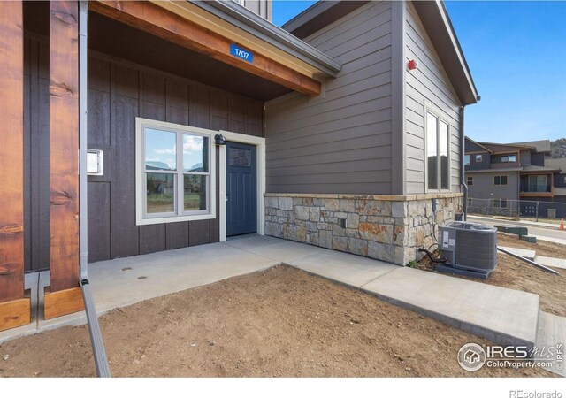 Listing photo 2 for 1707 Continental Peaks Cir, Estes Park CO 80517