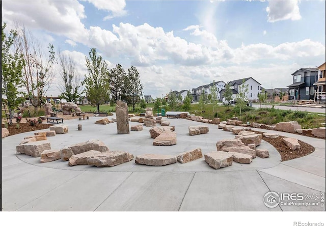 6105 Saddle Horn Dr, Timnath, CO 80547 - surrounding community featuring a residential view