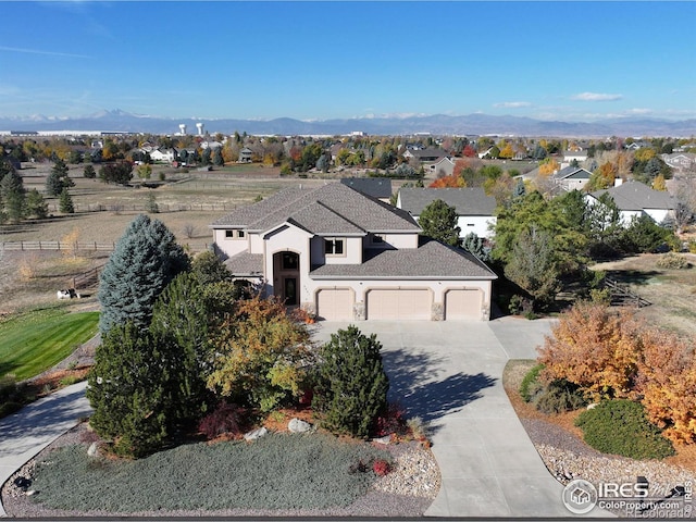 bird's eye view with a mountain view