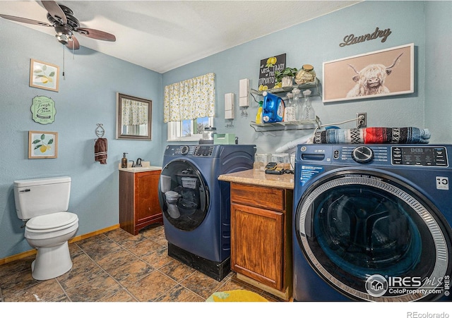 clothes washing area with ceiling fan and separate washer and dryer