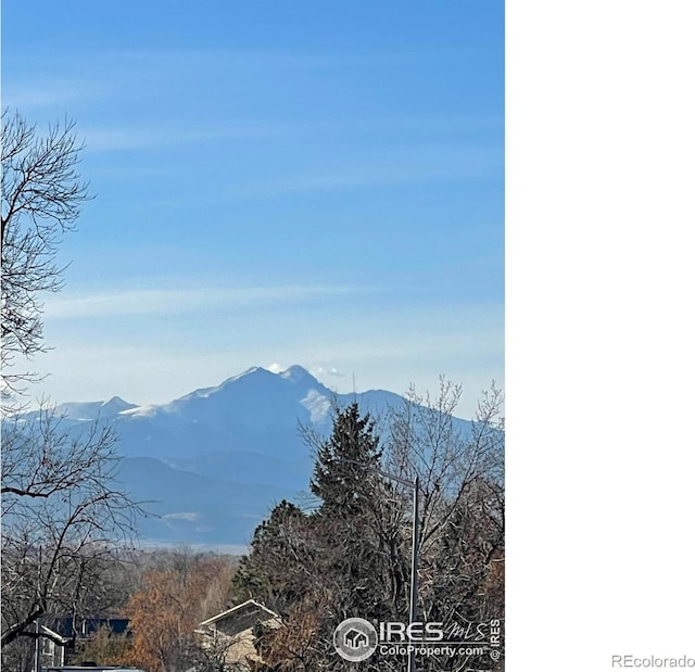 Listing photo 3 for 902 Sugar Mill Ave, Longmont CO 80504