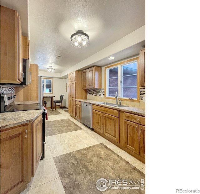 310 S High School Ave, Holyoke, CO 80734
