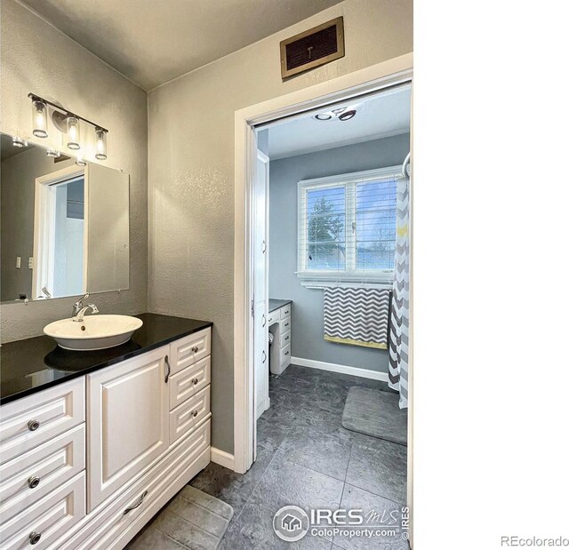 310 S High School Ave, Holyoke, CO 80734