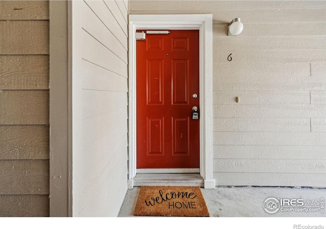 view of property entrance