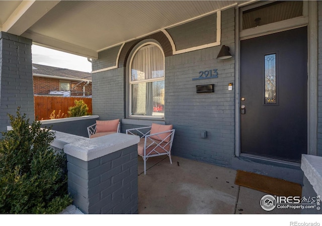 view of patio / terrace with covered porch