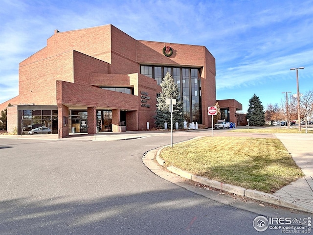 view of building exterior