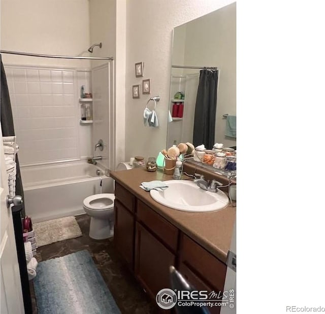 full bathroom with toilet, vanity, and shower / tub combo with curtain