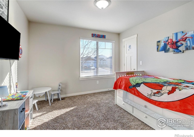 bedroom with carpet flooring