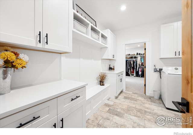 mudroom featuring washer / clothes dryer