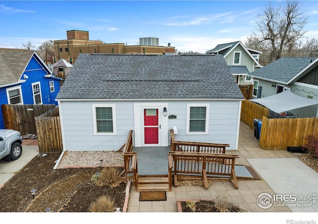 view of front of property featuring a patio