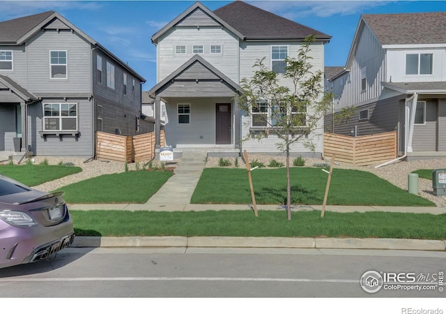 view of front of house with a front yard