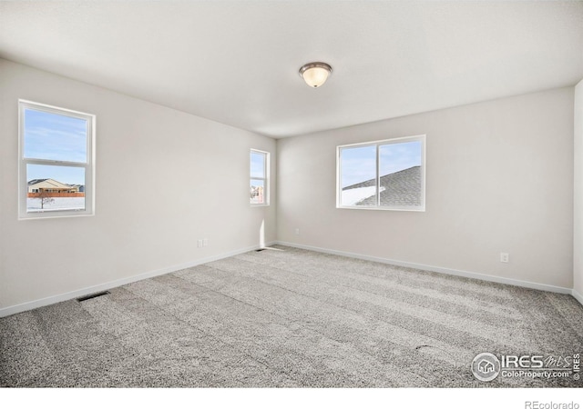 empty room with carpet