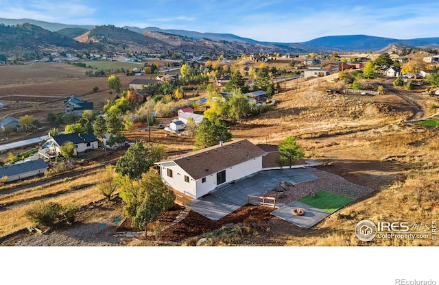 bird's eye view featuring a mountain view