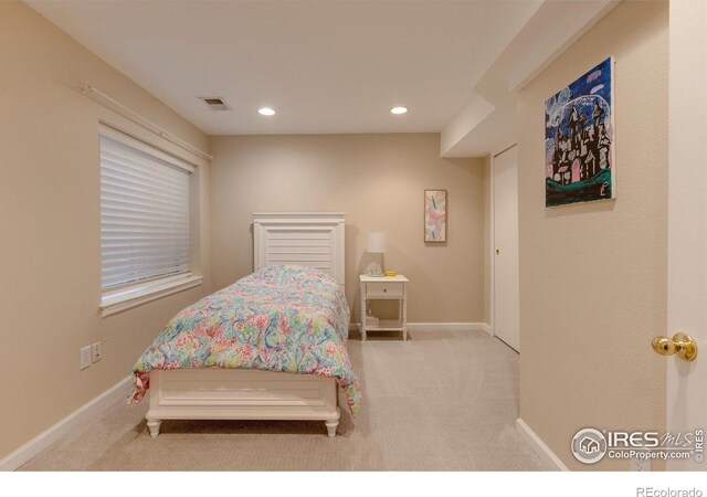 view of carpeted bedroom