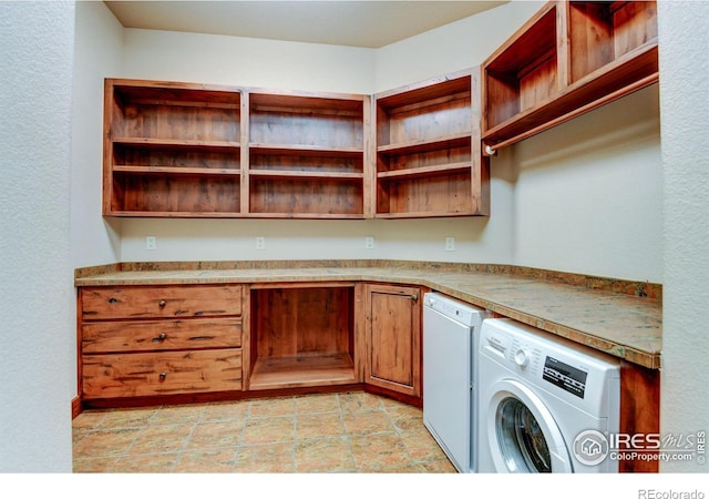 laundry area featuring washer / clothes dryer