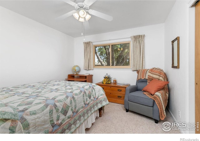 bedroom featuring ceiling fan