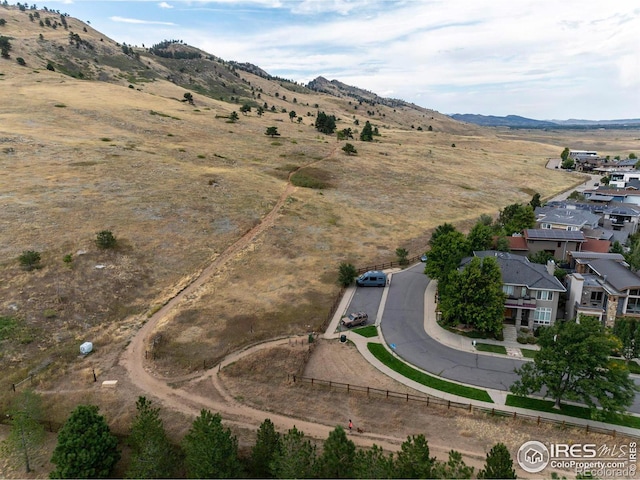 bird's eye view with a mountain view