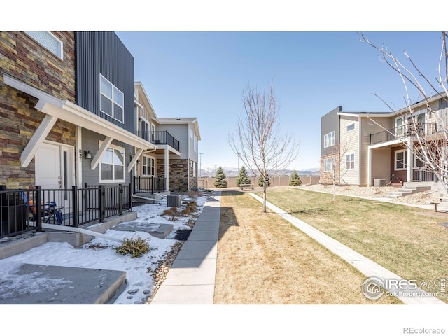 view of road with a residential view