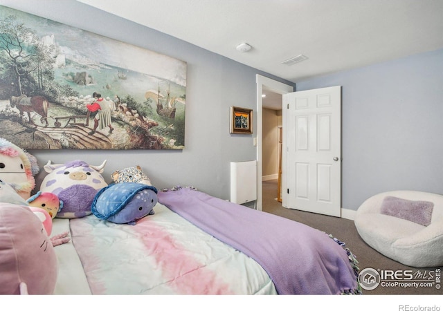 view of carpeted bedroom