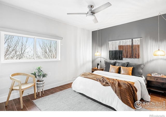 bedroom with ceiling fan