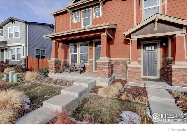 view of front of property featuring covered porch