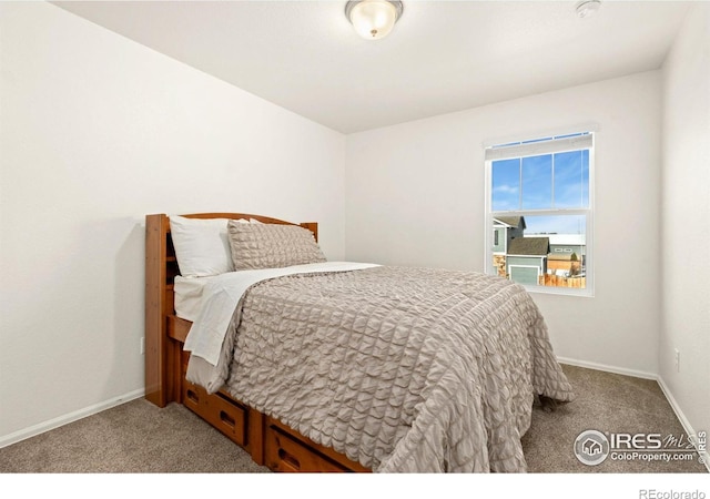 view of carpeted bedroom