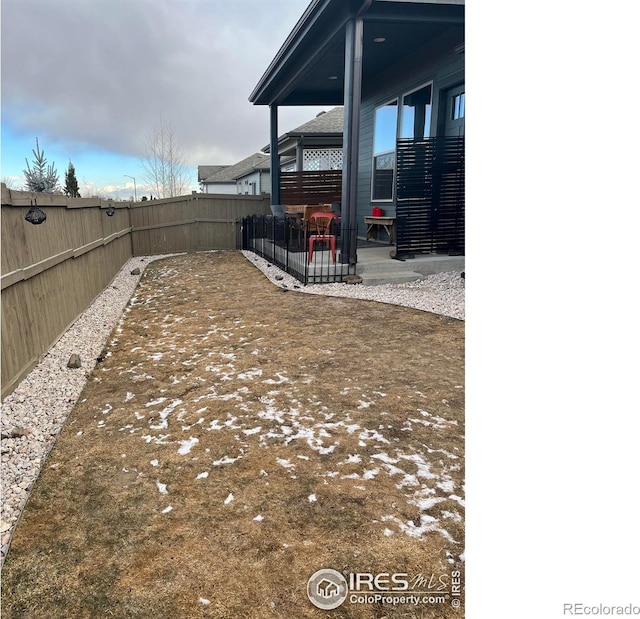 view of yard with a patio area