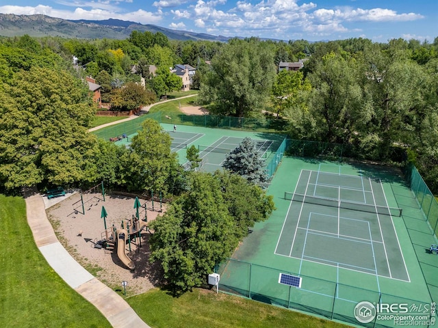 bird's eye view with a mountain view