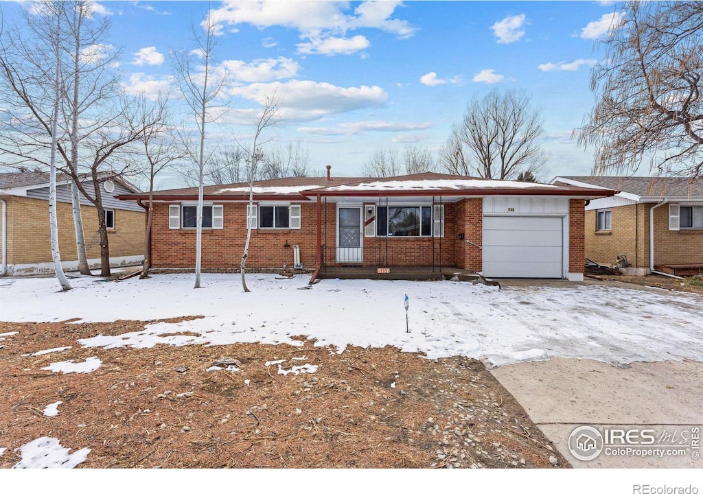 single story home featuring a garage