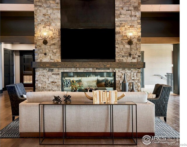 living room featuring hardwood / wood-style flooring