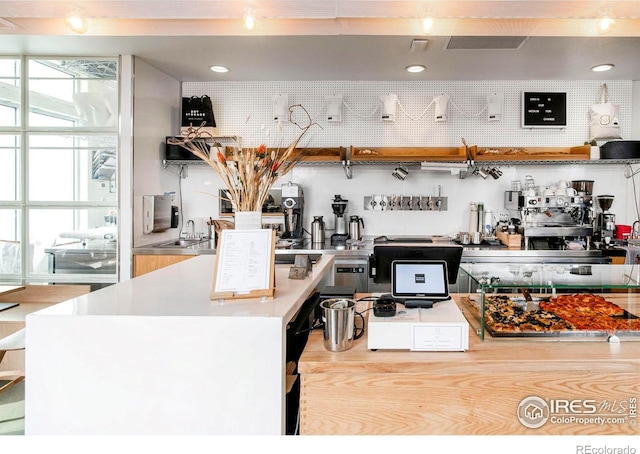 kitchen featuring sink