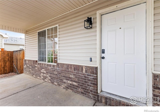 view of property entrance