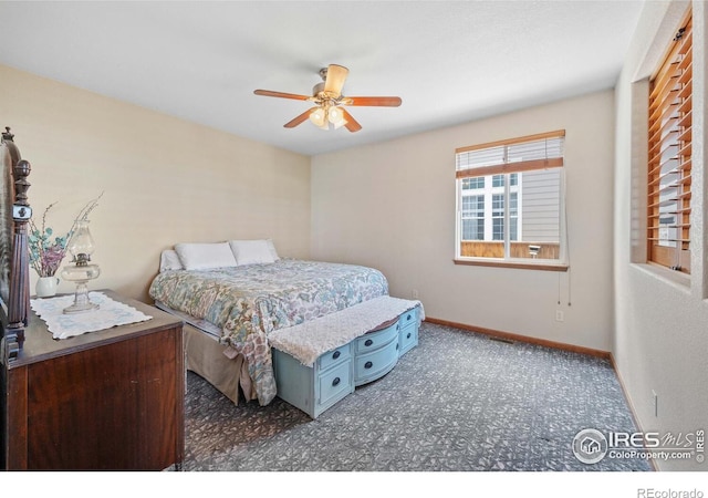 bedroom with ceiling fan