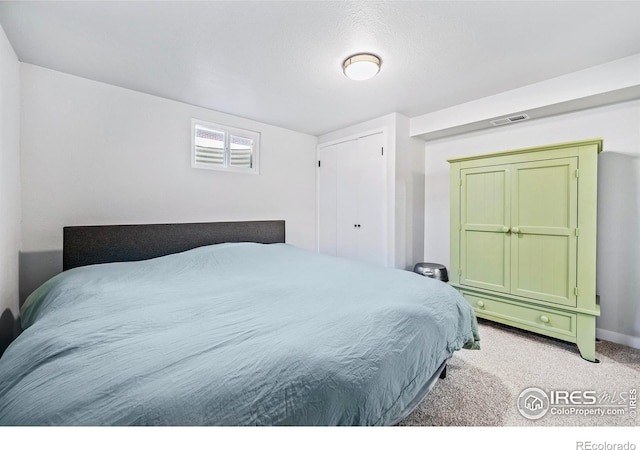 view of carpeted bedroom