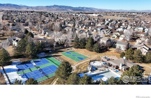 bird's eye view featuring a mountain view