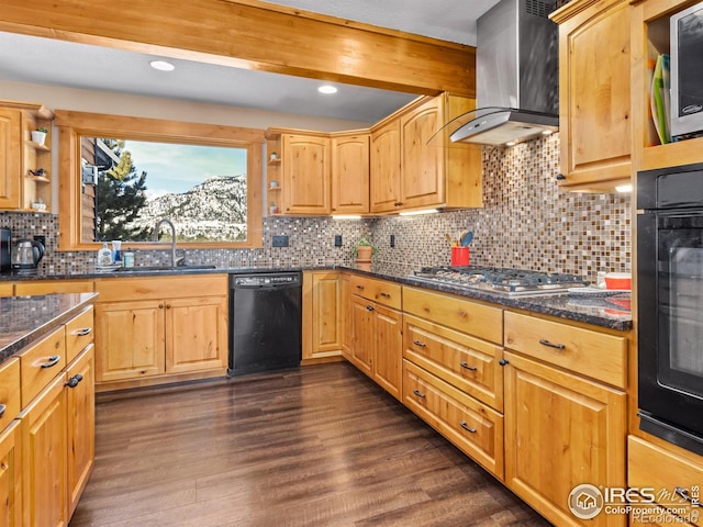 609 Whispering Pines Dr, Estes Park, CO 80517 - photo 4