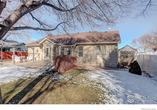 view of front of home featuring a patio