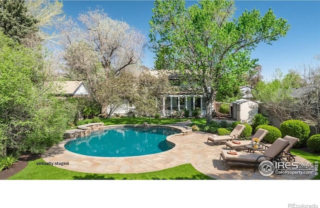 4667 Ashfield Dr, Boulder, CO 80301 - swimming pool with a patio