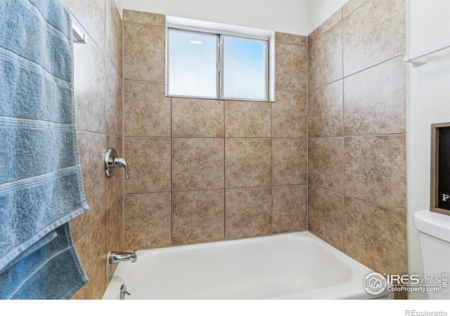 full bathroom featuring shower / bathtub combination and toilet