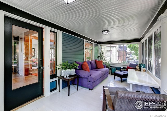 view of sunroom / solarium