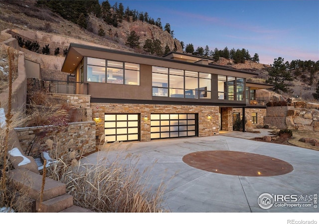 view of front of house featuring a garage