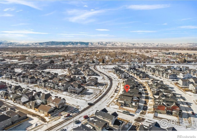 bird's eye view featuring a mountain view