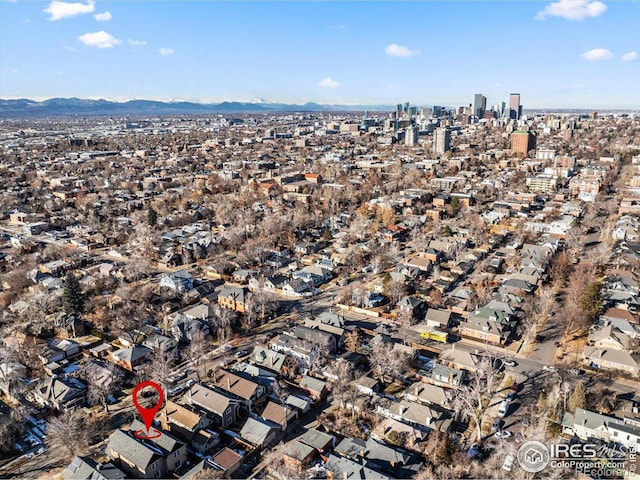 bird's eye view featuring a mountain view