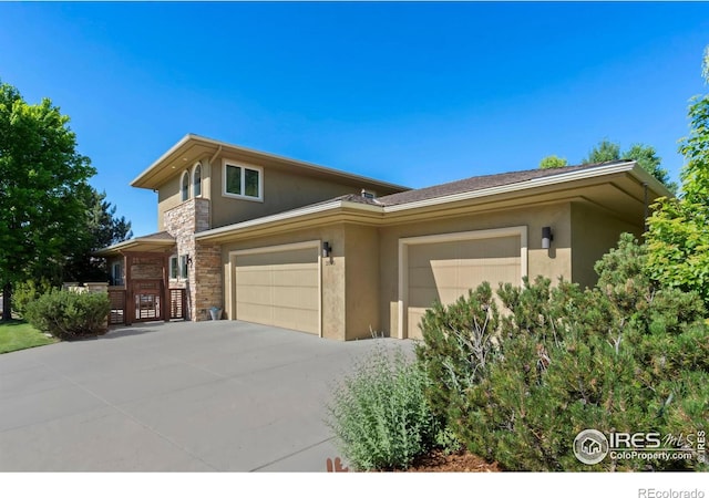 prairie-style house with a garage