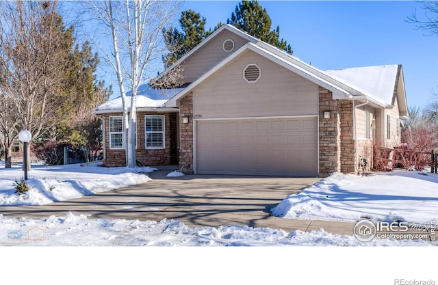 view of front facade with a garage