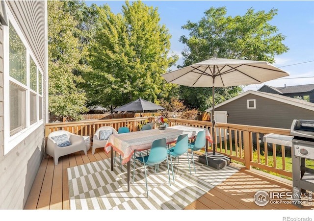 deck with grilling area